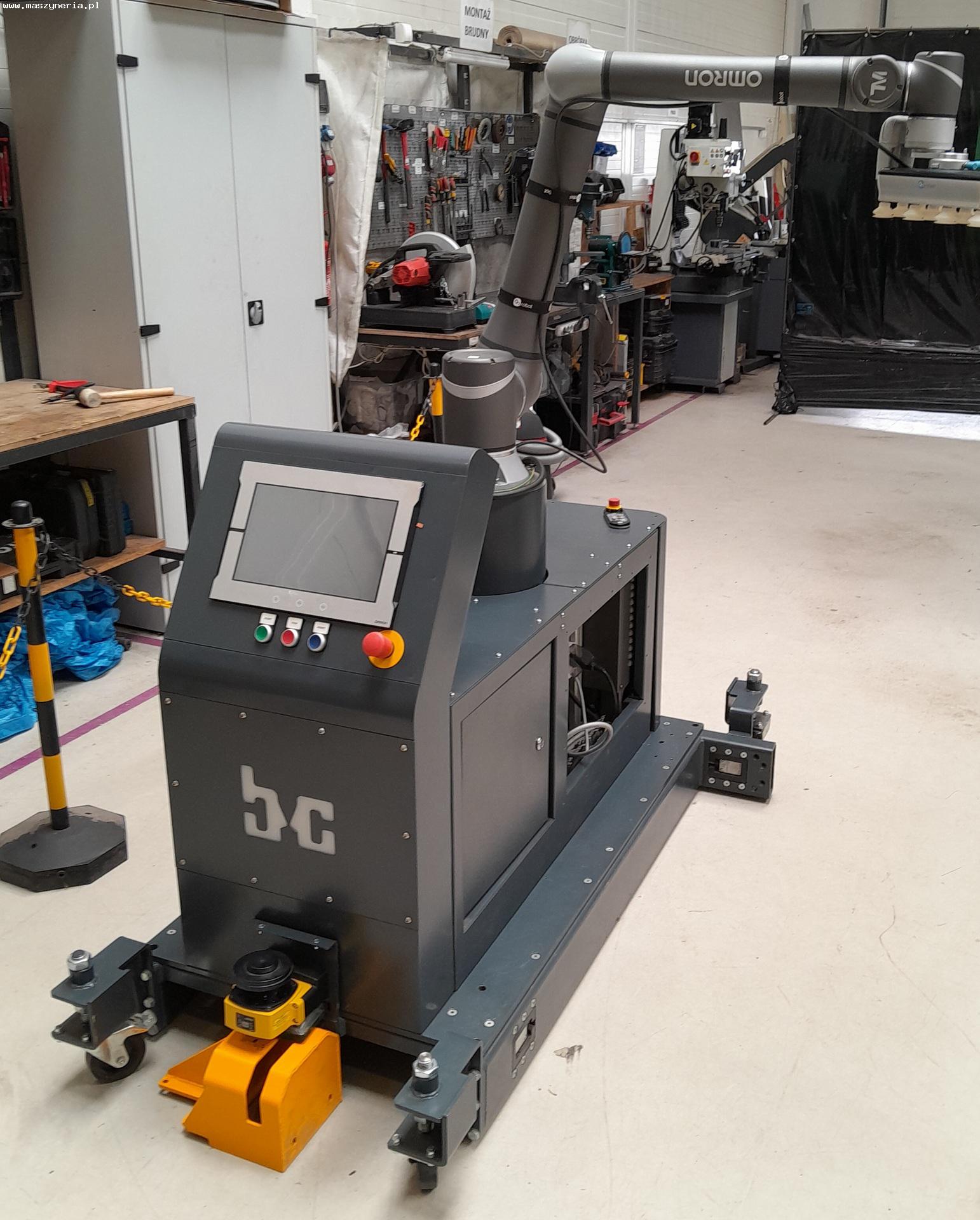 Sistema di pallettizzazione OMRON TM12 in vendita - foto 2